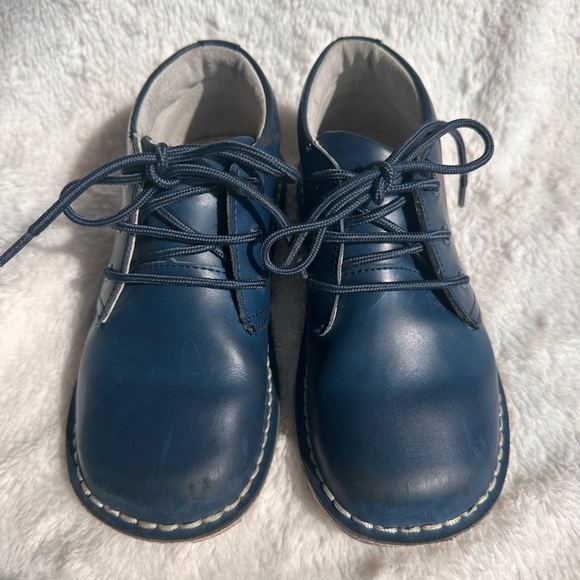 L’Amour Size 13 Navy Logan lace up mid-top shoe - Picture 3 of 8